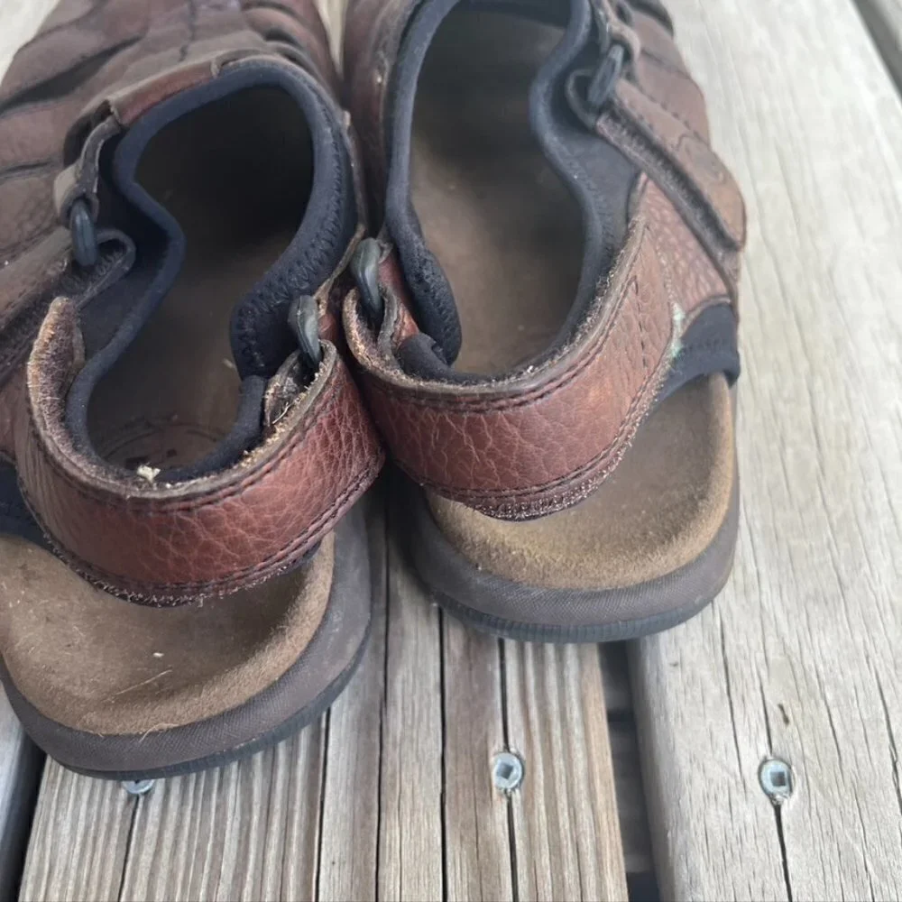 ** Merrell Montana Bug Brown Leather Fisherman Sandals Men's 12